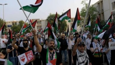 وخرج شعب البحرين في مظاهرات نصرة لفلسطين واليمن