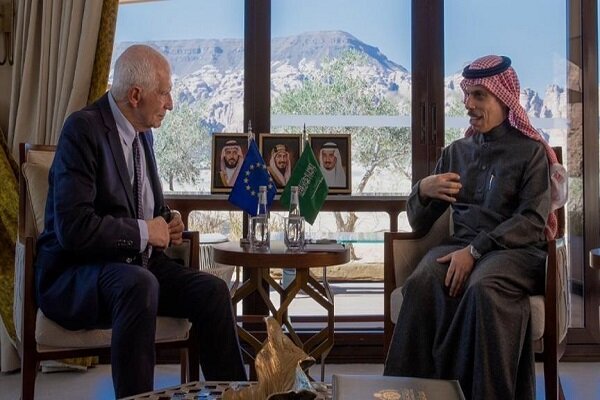 وغزة هي محور محادثات وزير الخارجية السعودي مع مسؤول كبير في الاتحاد الأوروبي