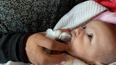 وفاة طفلين آخرين شمال غزة بسبب الجوع والعطش