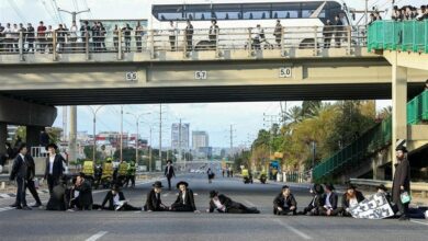 وتظاهر الصهاينة المتطرفون ضد خطة التجنيد الإجباري