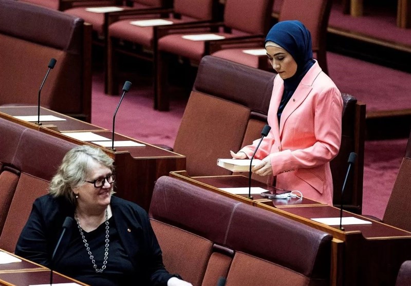 استقالة السيناتور الأفغاني الأسترالي المولد دعماً لفلسطين