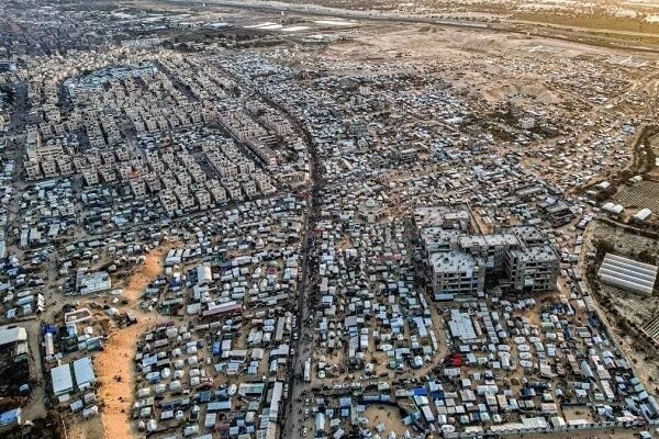 بدأ ادعاء الاحتلال بالتوافق على وقف الهجمات على رفح/ وقف إطلاق النار!