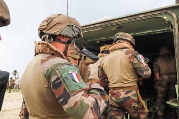 ولا تدعم ألمانيا خطة إرسال مستشار عسكري إلى أوكرانيا