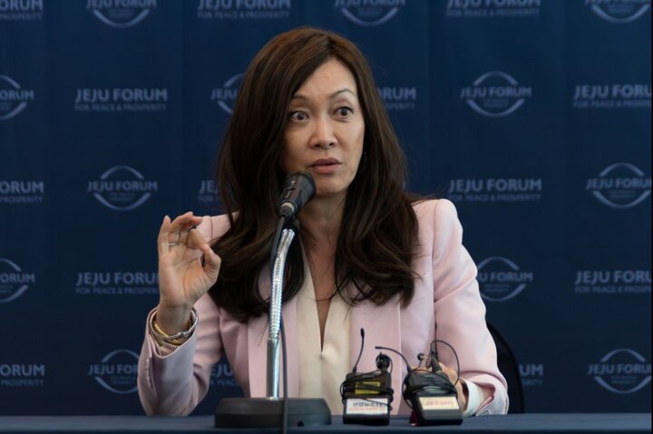 المسؤول الأمني الأمريكي أصبح جاسوسا