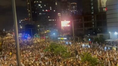 تجمع احتجاجي أمام منزل 18 وزيراً ومشرعاً صهيونياً