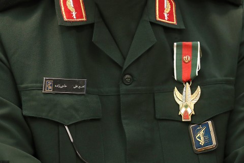 قائد القوة الجوفضائية في حرس الثورة الإسلاميّة يتقلّد وسامَ الفتح من قبل الإمام الخامنئي بعد عمليّتي «الوعد الصادق» قائد القوة الجوفضائية في حرس الثورة الإسلاميّة يتقلّد وسامَ الفتح من قبل الإمام الخامنئي بعد عمليّتي «الوعد الصادق»