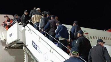 نقل 17 سجيناً إيرانياً من جورجيا إلى البلاد