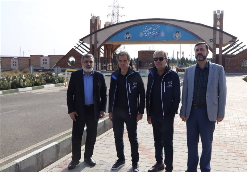 زيارة غروسي لموقعي نطنز وفاردو