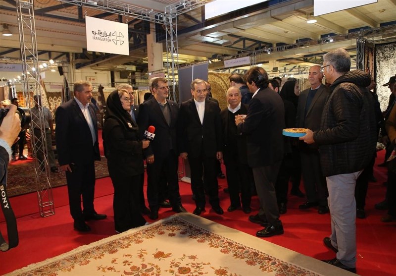 عراقجي: الحكومة تشكل لجنة لتصدير السجاد الإيراني