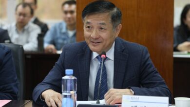 ممثل الصين: نجري مشاورات للاعتراف بطالبان