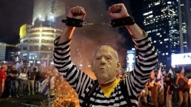 نجاة نتنياهو بإقالة غالانت وسط مستنقع الحرب