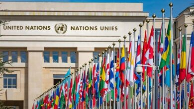 إن العالم يتعامل مع “النفوذ الأجنبي” والغرب والمعايير المزدوجة