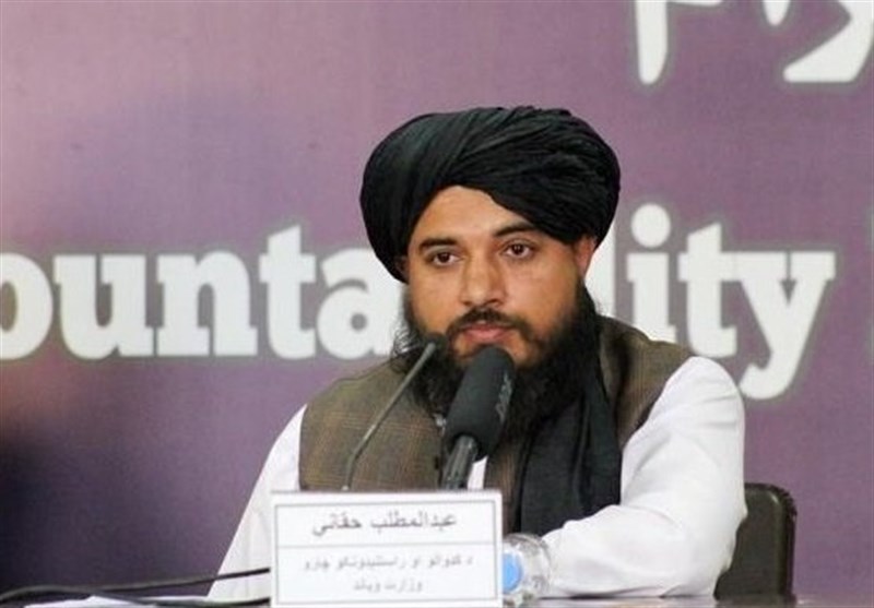 إن وضع المهاجرين الشرعيين في إيران وباكستان طبيعي