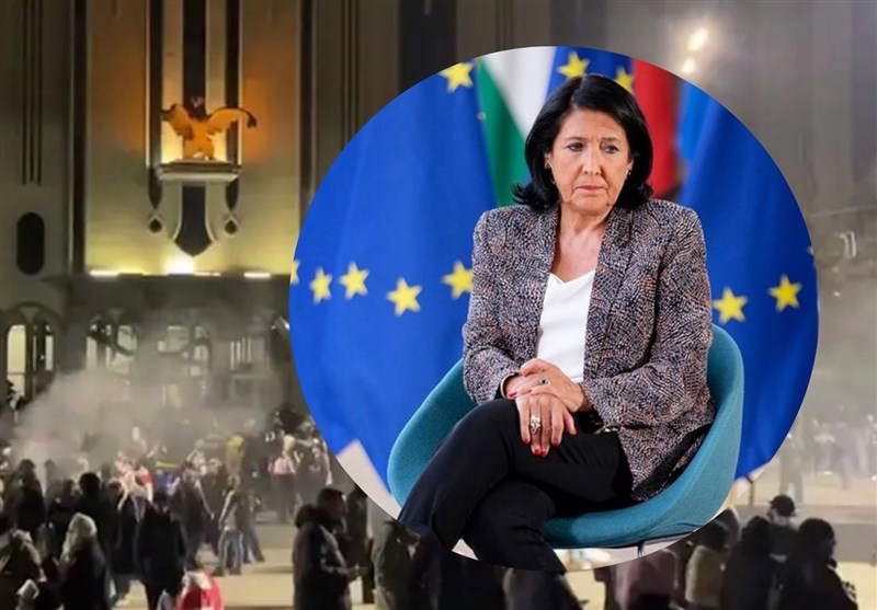 الأزمة السياسية في جورجيا. ازدواجية القوة وظل عدم الاستقرار