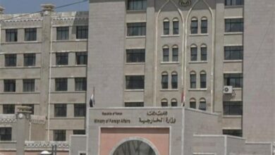 الحكومة اليمنية: لن يمنعنا أي تهديد أو عدوان من دعم غزة