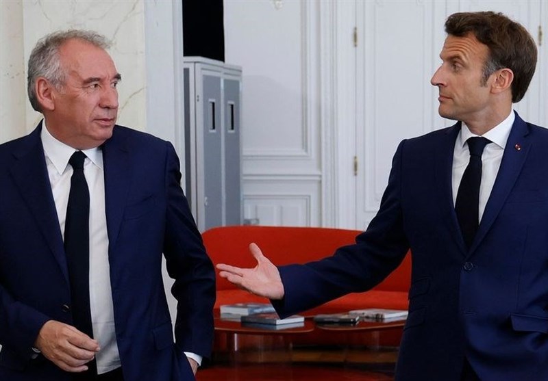 النظرة القاتمة للحكومة الفرنسية الجديدة لرئيس الوزراء “بايرو”