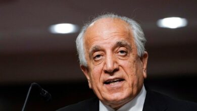 خليل زاد: باكستان تستحق العقوبات الدولية