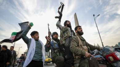 قمع احتجاجات الأقليات في سوريا من قبل الجماعات المسلحة