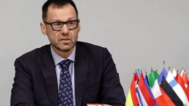 نيكلسون: ليس لدى طالبان أي تفسير لمنع تعليم الفتيات