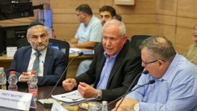 هل إسرائيل في أزمة، ربع الموظفين يُطردون؟