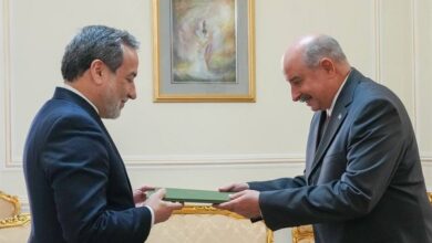 والتقى عراقجي سفراء الكويت وسيراليون وكوبا الجدد