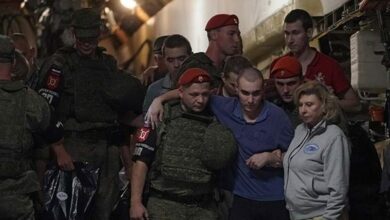 وتبادلت روسيا وأوكرانيا 300 أسير حرب