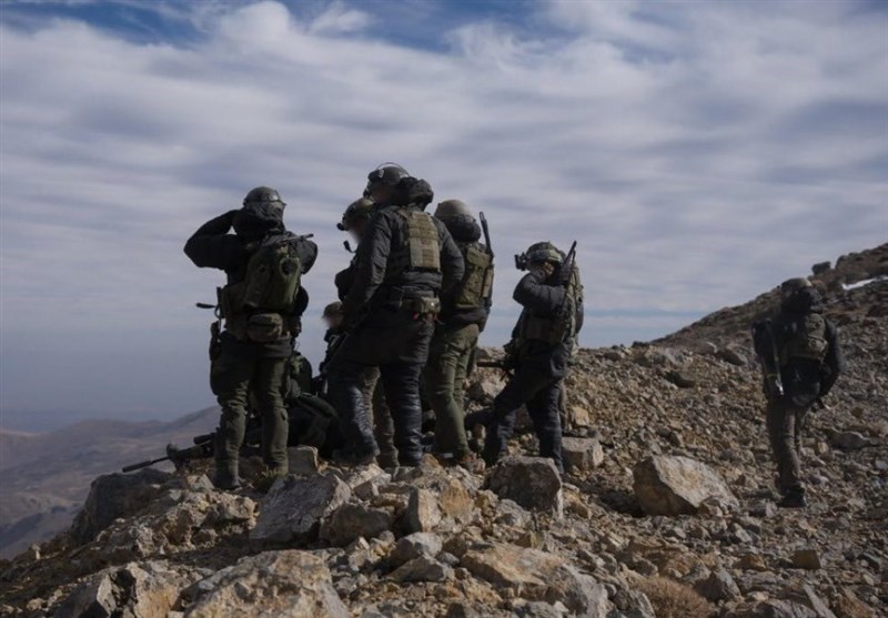 وتم نشر مظليين من الجيش الإسرائيلي في سوريا