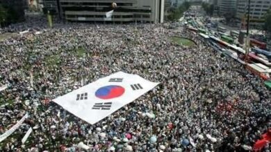 وطالب المتظاهرون باستقالة رئيس كوريا الجنوبية