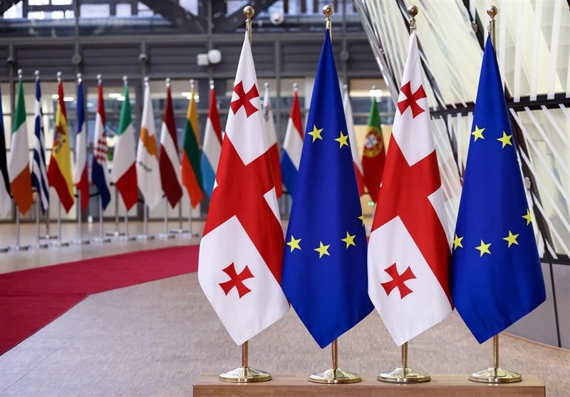 وهدد الاتحاد الأوروبي جورجيا بفرض عقوبات