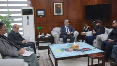 ووعدت باكستان بالتعاون لحل المشاكل التعليمية للأفغان