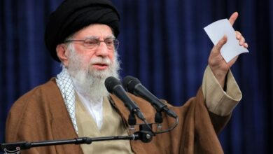 ويستمر تحليل أتفان لتصريحات قائد الثورة/المقاومة مع السلطة