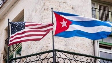 أمريكا ترفع كوبا من قائمة “الدول الراعية للإرهاب”.
