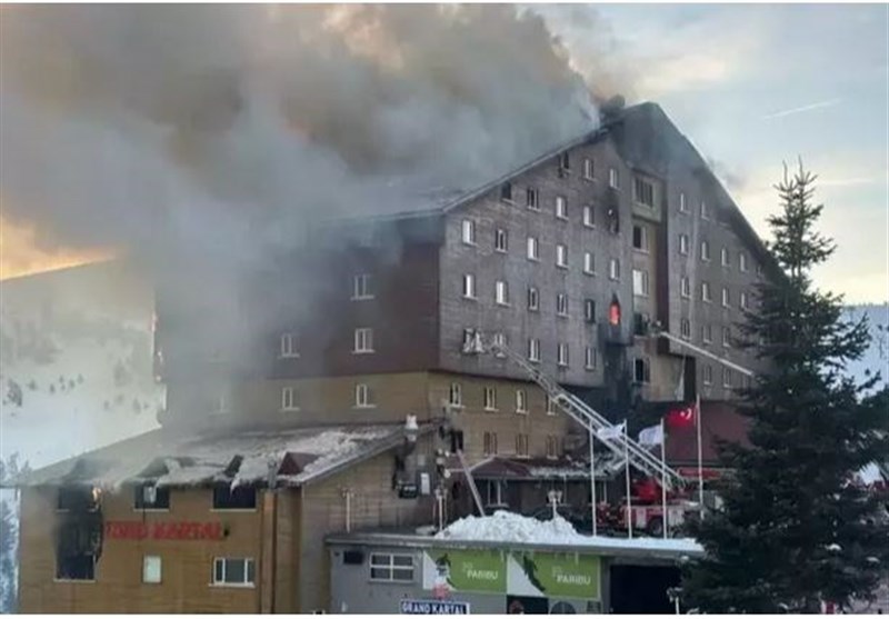 ارتفاع عدد ضحايا حريق فندق في تركيا إلى 66 شخصا