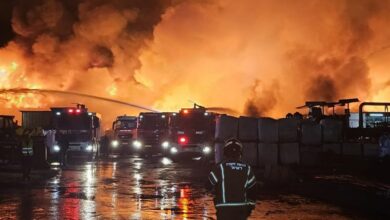 النار في مصنع الصلب في المنطقة الصناعية الفلسطينية