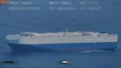 اليمن يفرج عن ركاب سفينة “جالاكسي ليدر”.