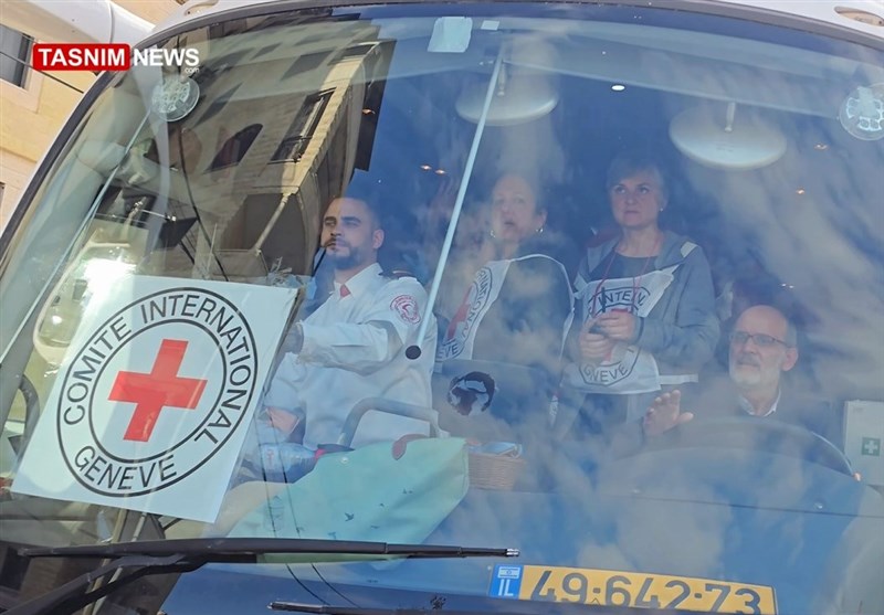 تعطل الصهيوني على مسار القافلة الأسيرة الفلسطينية الثالثة