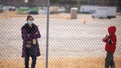 تعليق الرحلات الجوية الأفغانية إلى أمريكا؛ الآلاف من الناس في حالة من عدم اليقين