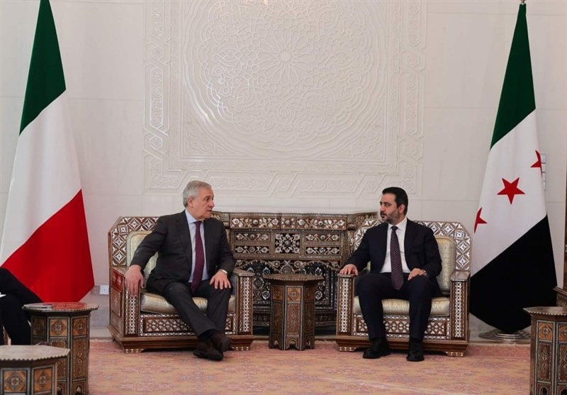 سوريا |.وفد من إيطاليا إلى دمشق/ وعد بعقد مؤتمر وطني