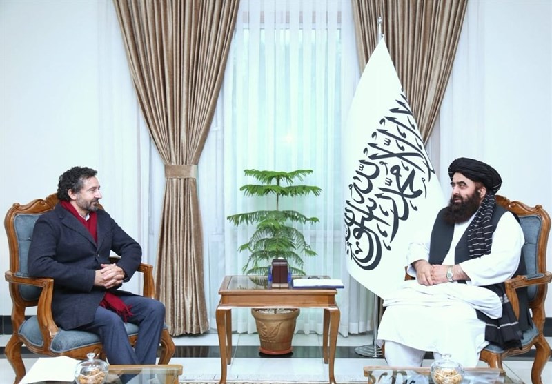 طالبان: يجب على الصليب الأحمر أن يتحرك لمساعدة المناطق النائية