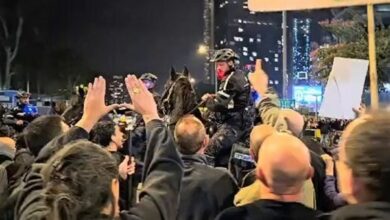 واشتبك متظاهرون صهاينة مع الشرطة في شوارع تل أبيب