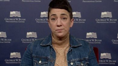 يواصل مسؤولو طالبان السفر بحرية على الرغم من العقوبات