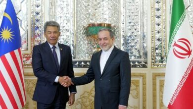 اجتماع وزير الخارجية الماليزي مع العراق