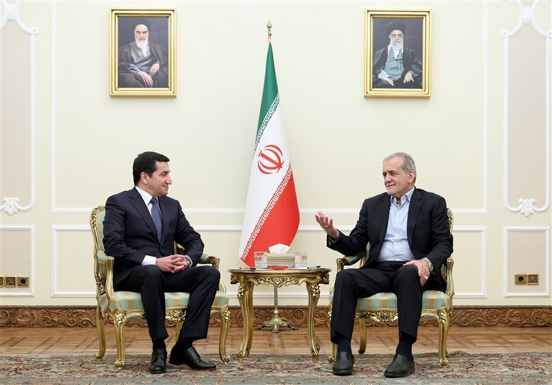 تحليل خبراء أذربيجانيين على أهداف رحلة الحاجيوف إلى إيران