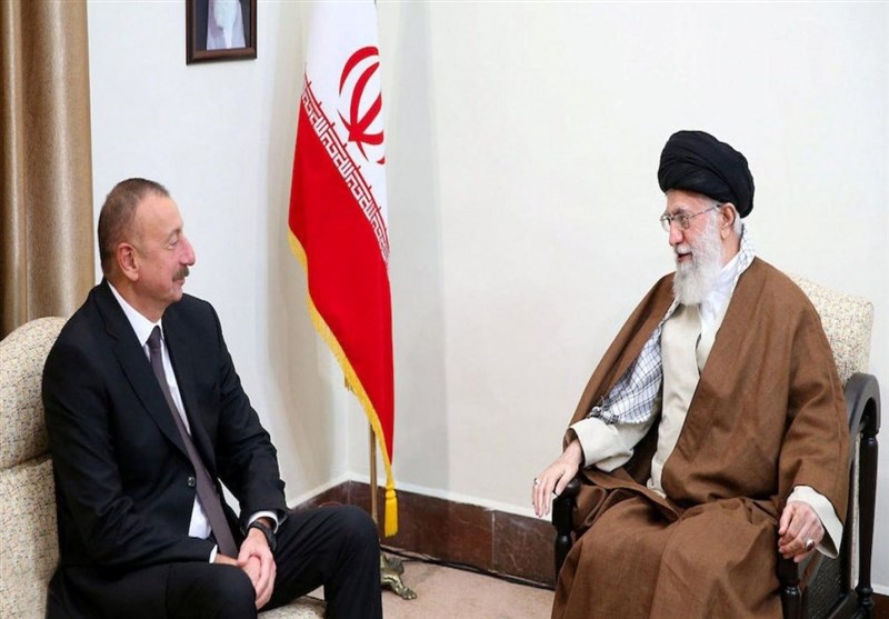 رسالة تهنئة إلهام عليف إلى زعيم الثورة الإسلامية والأطباء