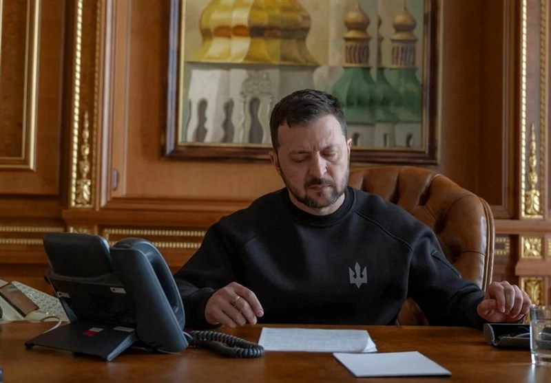 زيلنسكي: سأستقيل من أجل ضمان السلام في أوكرانيا