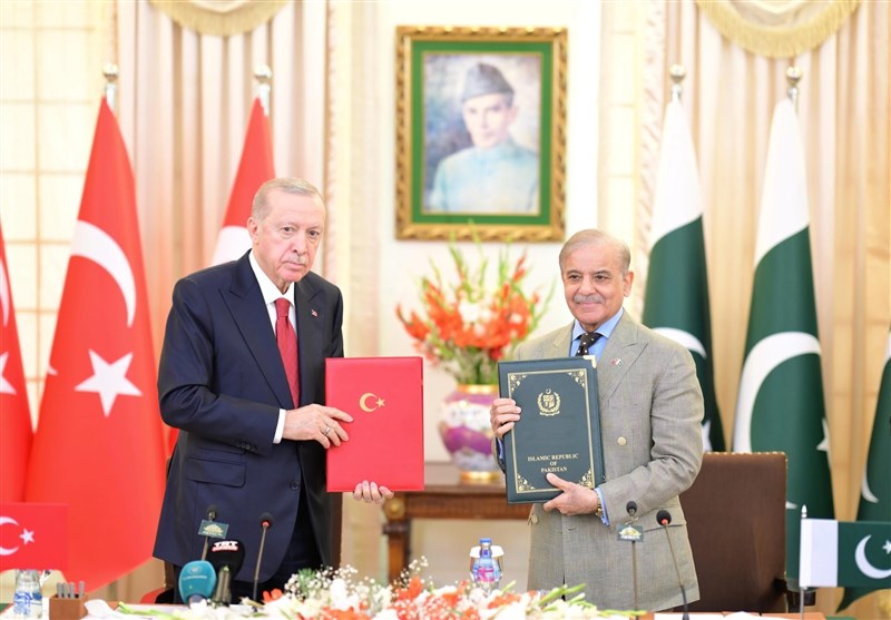 طالب Türkiye وباكستان بعمل كابول ضد طالبان الباكستاني