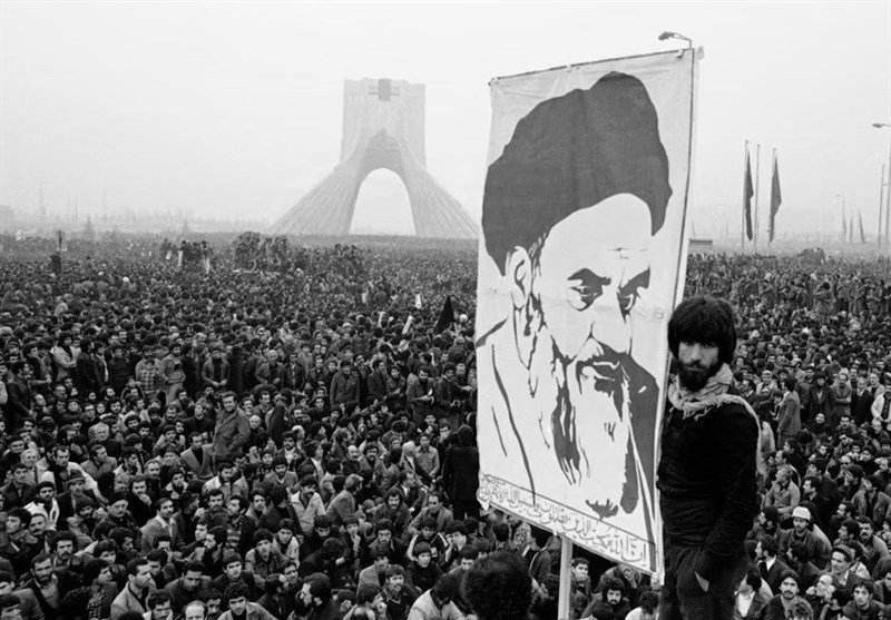 طالبان: الثورة الإسلامية في إيران هي مثال ناجح على الحكومة الإسلامية