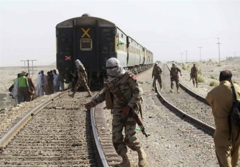 أدانت إيران كرهينة في باكستان