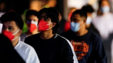 إلغاء أوامر ترامب الأخرى حول إطلاق المهاجرين