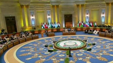 الاعتداءات الإسرائيلية بشكل حاد على الخطة العربية لمستقبل غزة